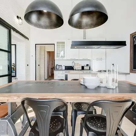 Bmga L Glam Industrial 3-bed In Termini Roma