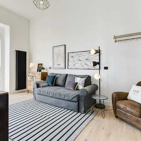 Bmga L Glam Industrial 3-bed In Termini Apartamento