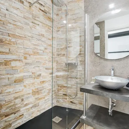 Bmga L Glam Industrial 3-bed In Termini *