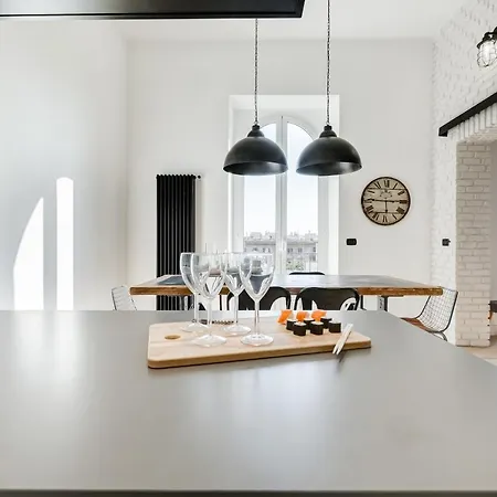Bmga L Glam Industrial 3-bed In Termini Apartamento