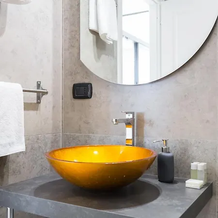 Bmga L Glam Industrial 3-bed In Termini *