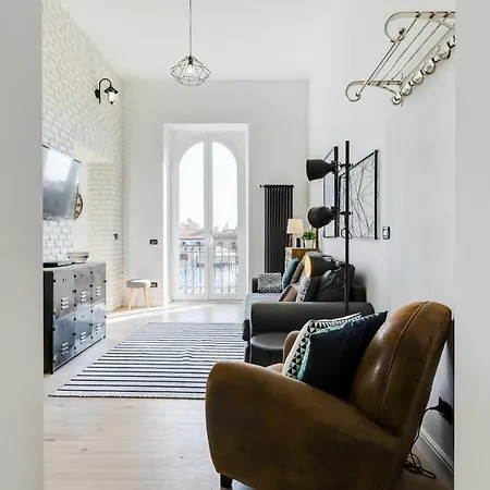 Bmga L Glam Industrial 3-bed In Termini * Roma