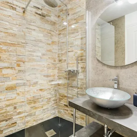 Bmga L Glam Industrial 3-bed In Termini Roma