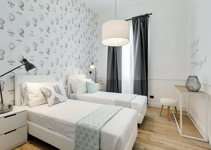 Bmga L Glam Industrial 3-bed In Termini Ρώμη